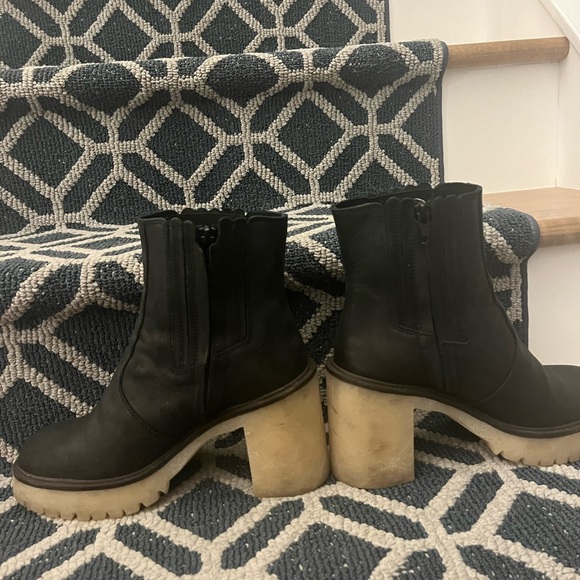 Free People James Chelsea Boots - Picture 4 of 6